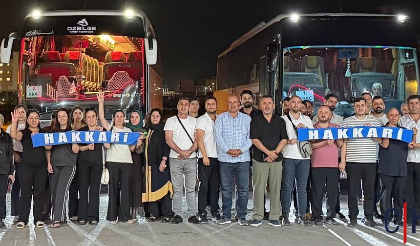 AK Parti Hakkâri Teşkilatı 25. Yıl Coşkusu İçin Ankara Yolunda