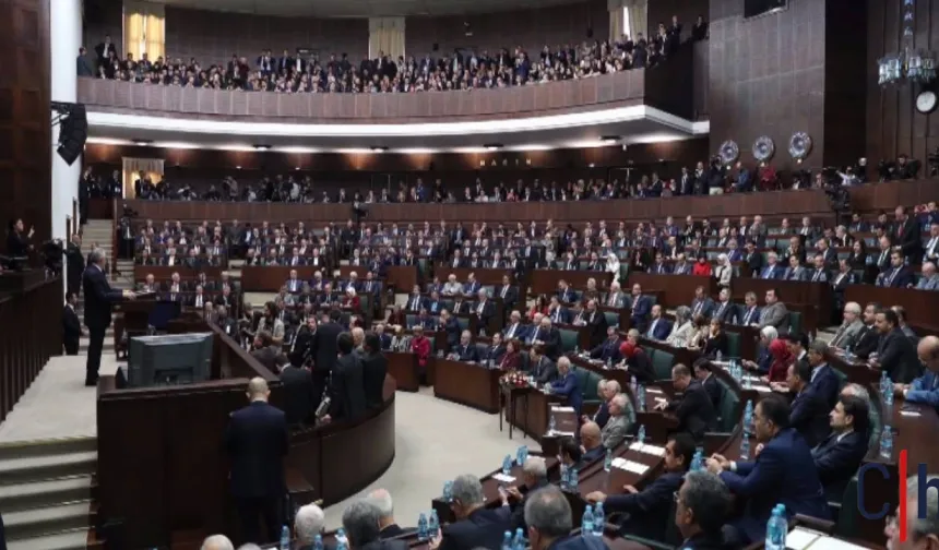 AKP’de “Çerçeve Yasa” Mesaisi: Teklifin Meclis Takvimi Netleşiyor