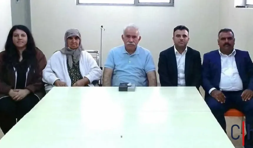 Abdullah Öcalan’ın Aile Görüşmesinden Fotoğraf İlk Kez Paylaşıldı