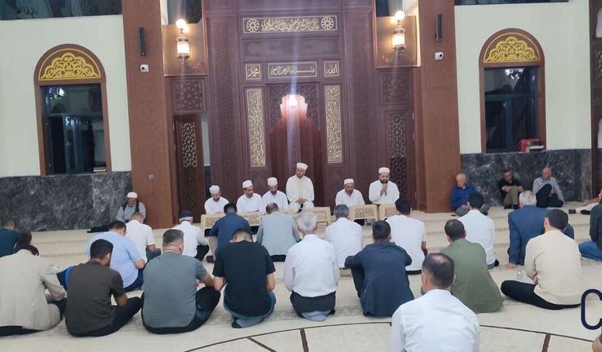 Mevlid Kandili dualarla idrak edildi