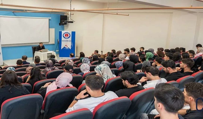 Gazze’de Yükseköğretimin yeniden inşası masaya yatırıldı