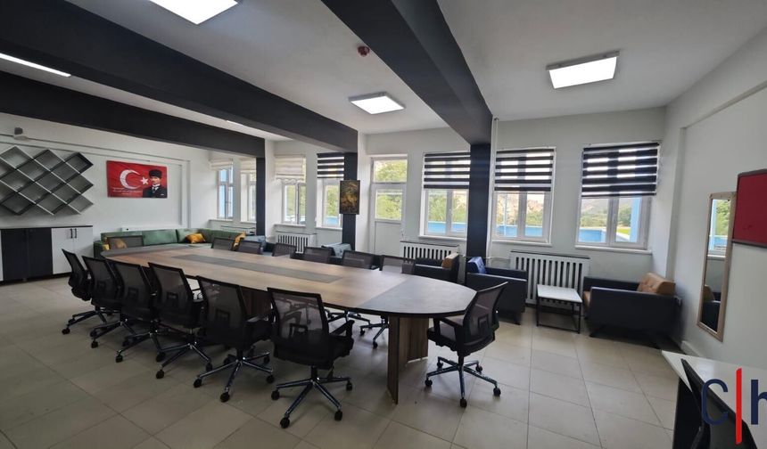Hakkâri’de Eğitimin Kalbi Öğretmenler Odaları Yenilendi