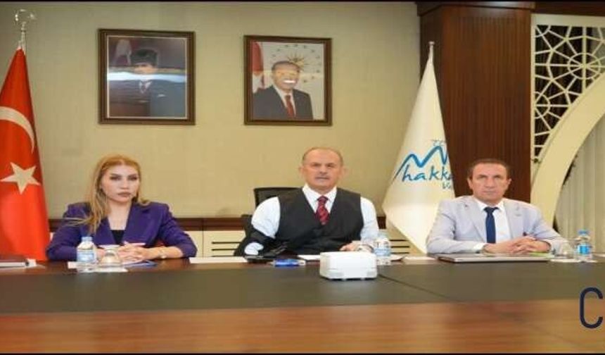 Hakkari’de sosyal yardım çalışmaları değerlendirildi