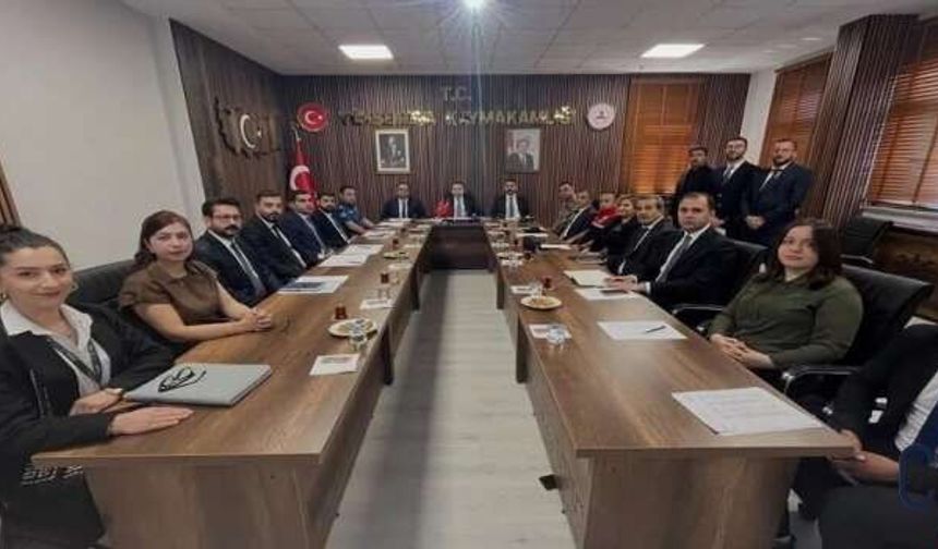 Yüksekova’da Bağımlılıkla Mücadele Toplantısı