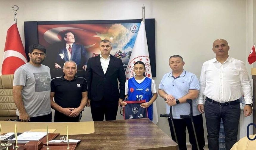 Hakkarili Nazlıcan Beyter Türkiye’yi temsil edecek