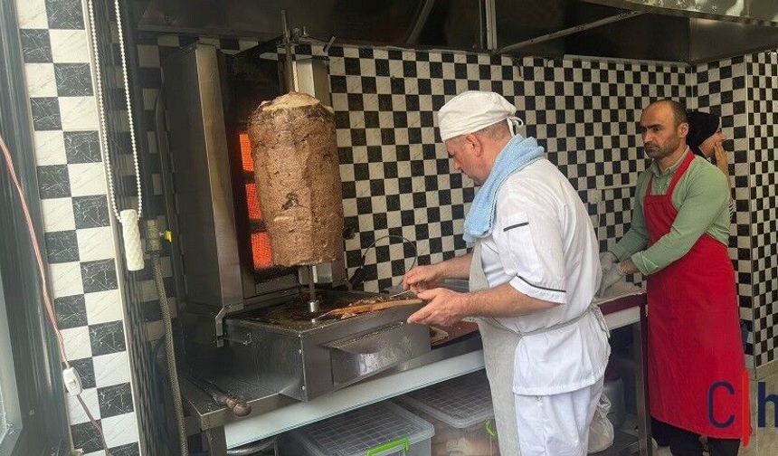 İdris Usta Et Döner Yeni Adresinde Hizmete Başladı