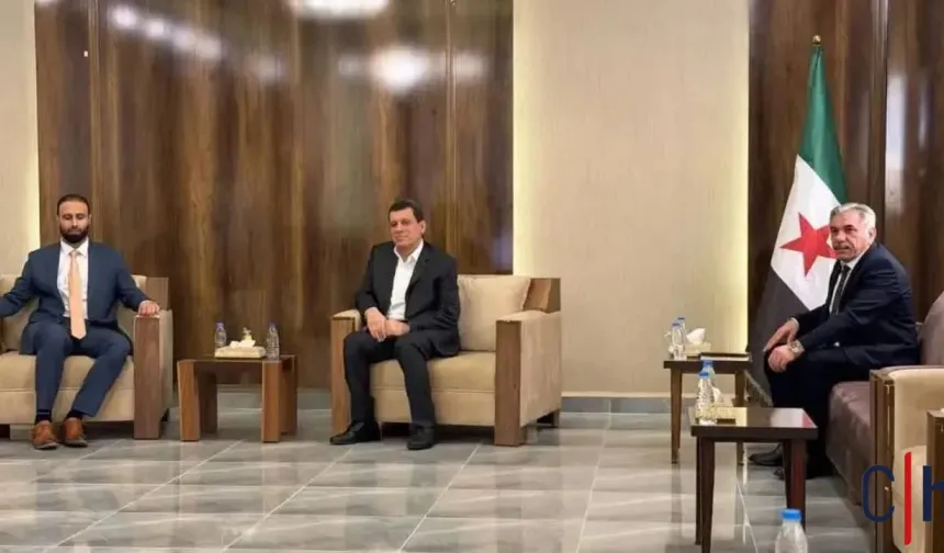 Mazlum Abdi, Şara’nın özel temsilcisiyle görüştü