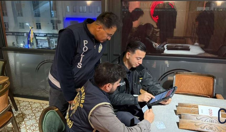 Hakkari’de Asayiş uygulaması: 7 aranan şahıs yakalandı