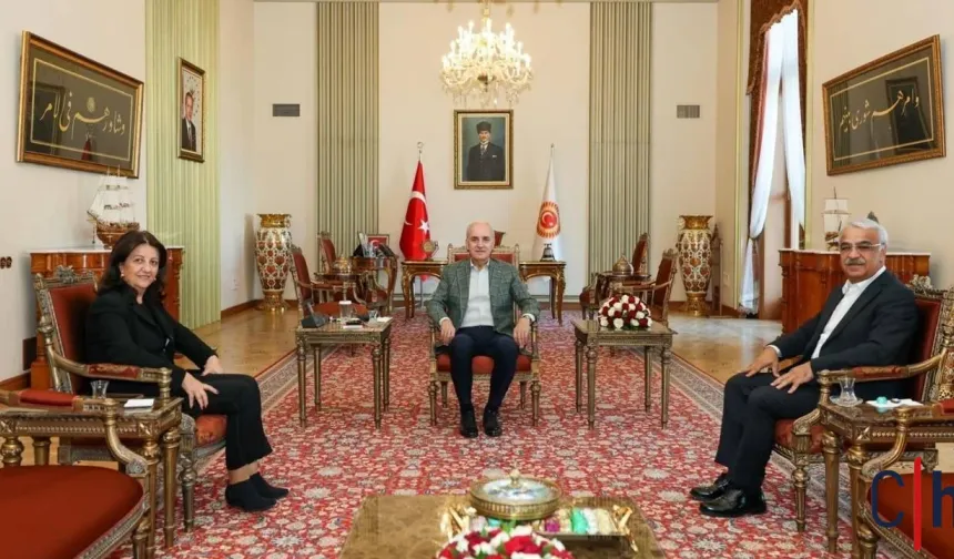 DEM Parti İmralı Heyeti Meclis Başkanı Kurtulmuş ile görüştü