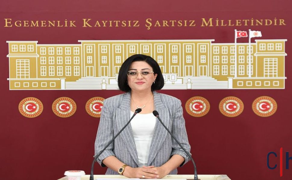 Bartın: Zeynel Bey Medresesi Civarındaki Mezarları Meclise Taşıdı