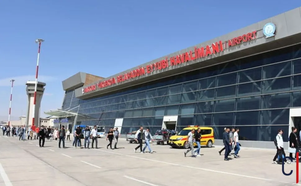 Yüksekova’da Kar ve Tipi Nedeniyle İstanbul Uçuşu İptal Edildi