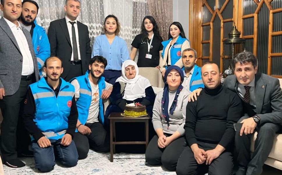 Hakkari’de Ulusal Yaşlılar Haftası’nda Anlamlı Ziyaret