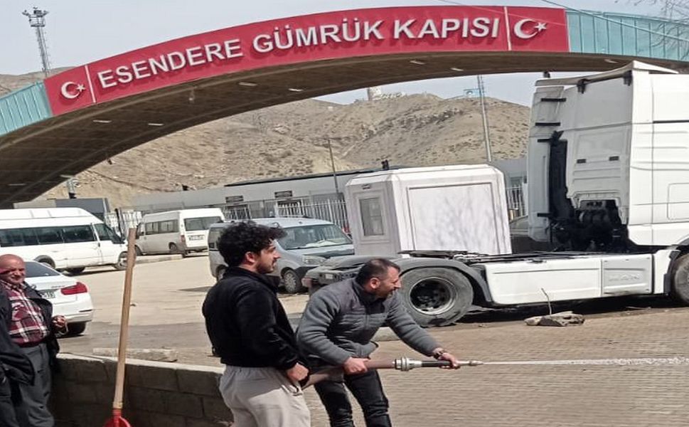 Temiz Bir Belde İçin Çalışmalar Aralıksız Devam Ediyor