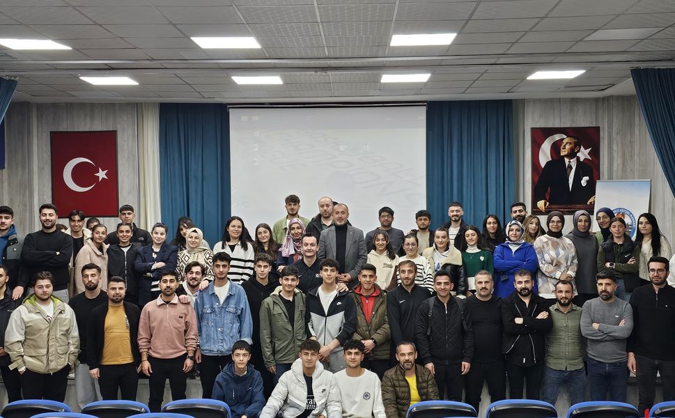 Hakkari'de Basketbol Hakem Kursları Açıldı