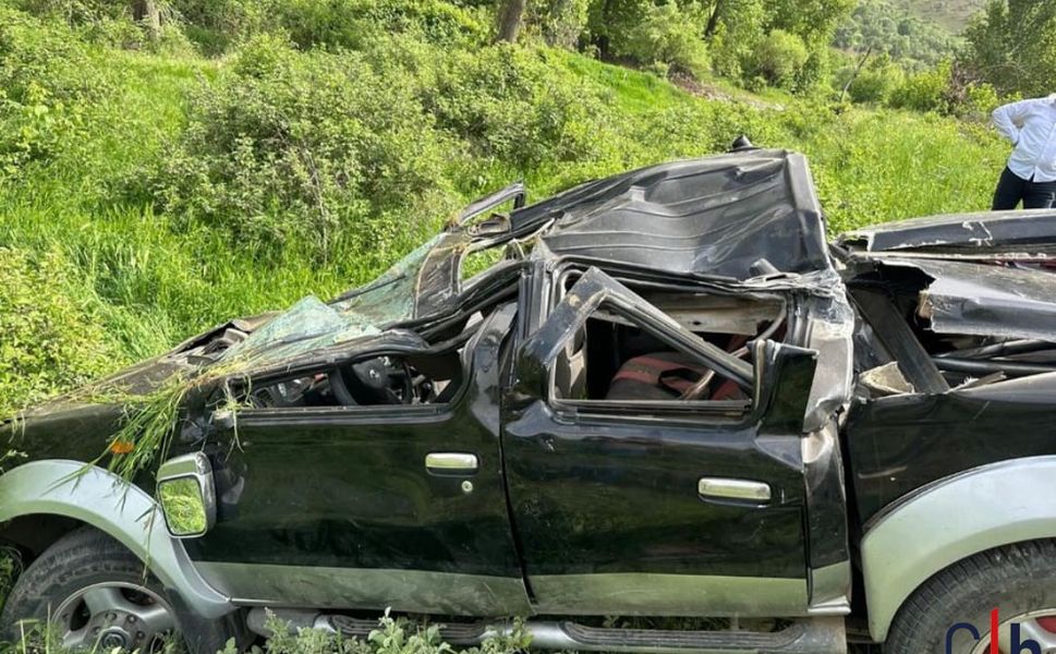 Hakkâri’de Trafik Kazası: Şarampole Yuvarlanan Araçta 4 Kişi Yaralandı