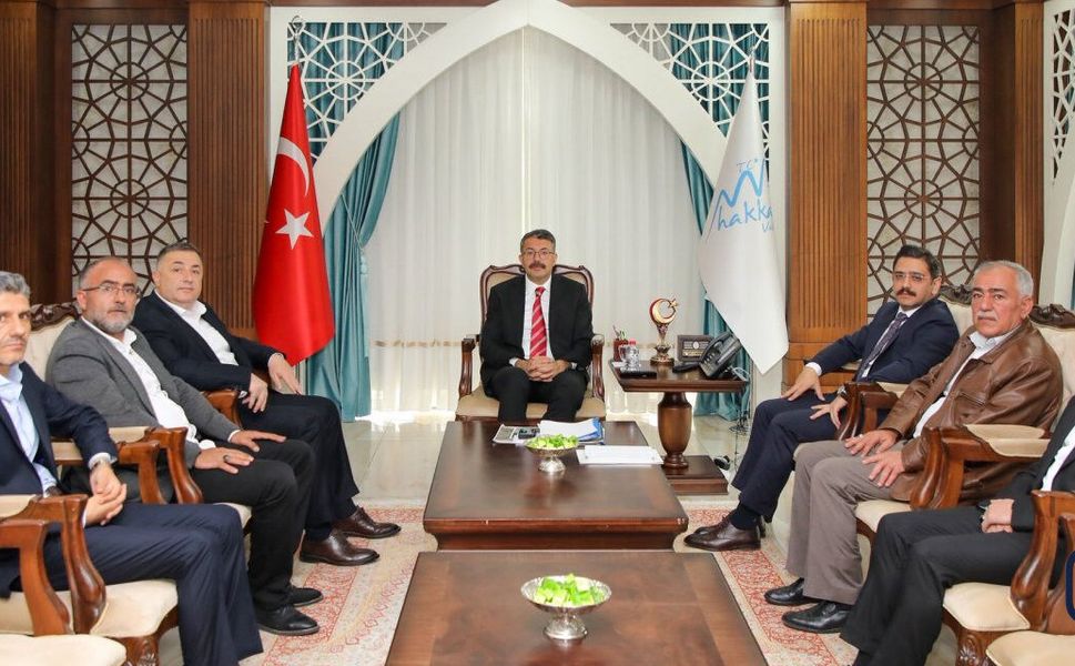 Hizmet-İş Heyetinden Vali Çelik’e Nezaket Ziyareti