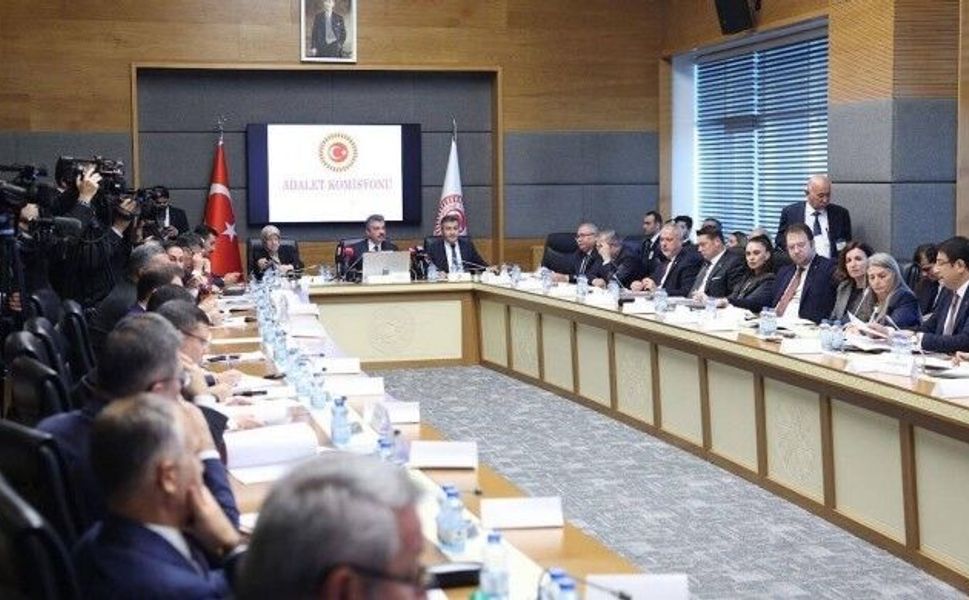 11. Yargı Paketi Adalet Komisyonu’ndan Geçti: On binlerce tahliye yolu açılıyor