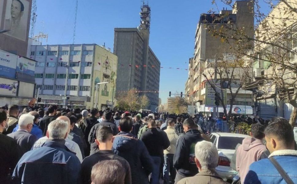 Enflasyon TÜİK'e göre yüzde 30, ENAG'a göre yüzde 53