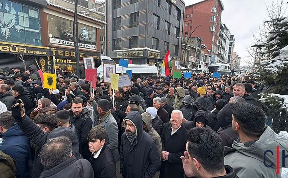 Yüksekova’da Rojava’ya Yönelik Saldırılara Tepki