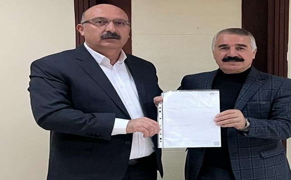 Esnaf Odası Başkanı Akboğa; mazbatasını aldı