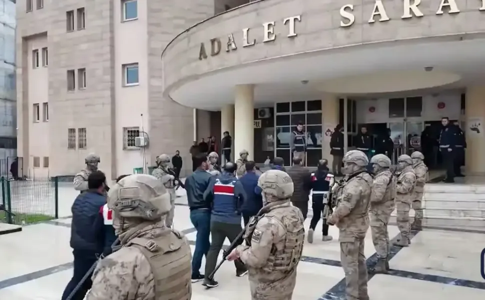 Tefecilik Operasyonu: 4,2 Milyar TL’lik Para Trafiği Ortaya Çıkarıldı