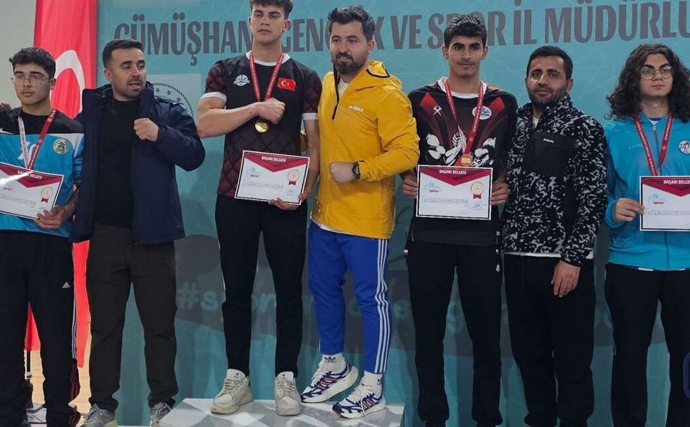 Hakkarili Sporculardan Çifte Başarı