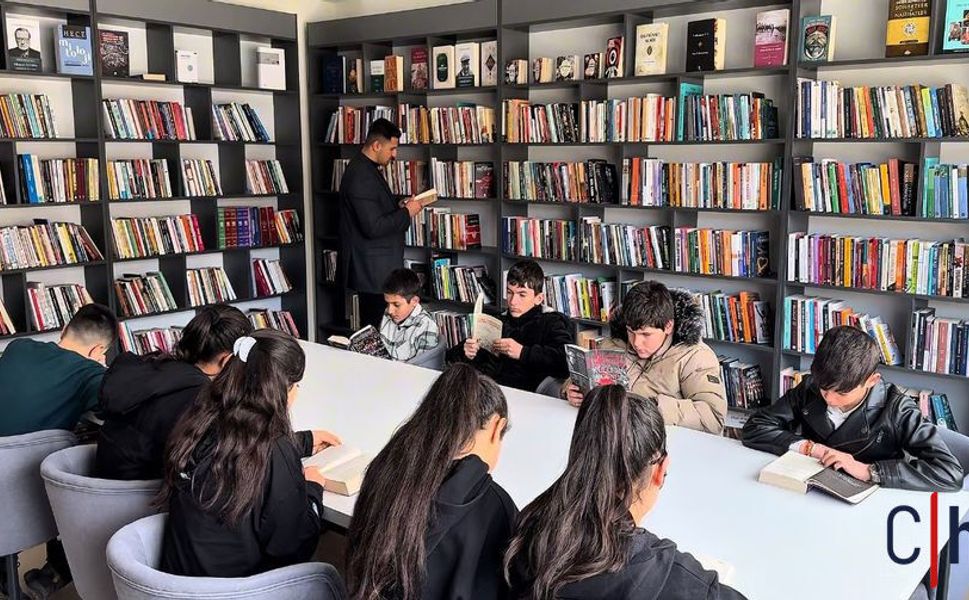 İran Sınırında Büyük Dönüşüm: 15 Bin Kitaplık Kütüphane Hizmete Açıldı