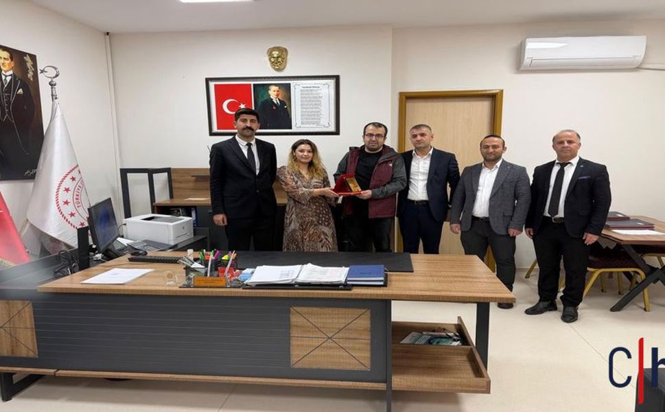 Hakkâri Devlet Hastanesi Kardiyoloji Uzmanı Dr. Ali Nail Kaya’ya Veda