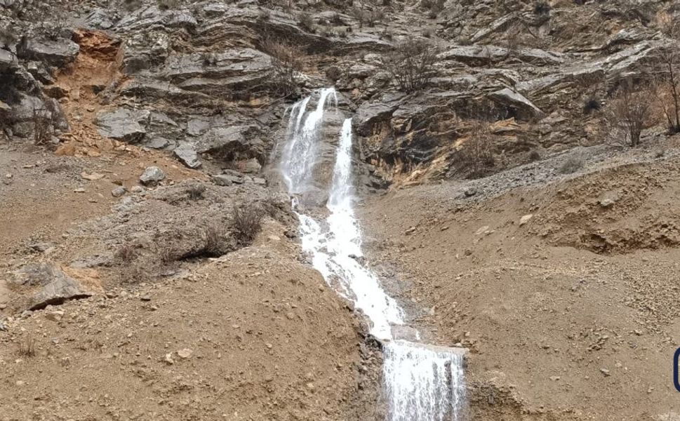 Beyaz Su Şelalesi Bu Kez Şubat’ta Uyandı