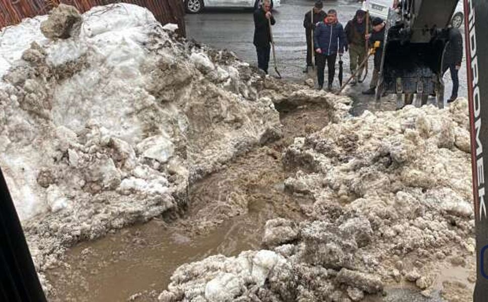Hakkari'de sel baskınlarına müdahale edildi