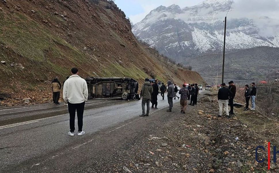 Hakkari Çukurca Karayolunda Trafik Kazası: 1’i Ağır 2 Yaralı
