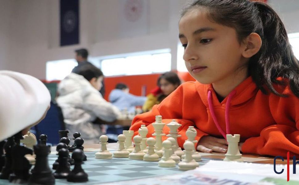 Yeşilay Satranç Turnuvası Hakkâri’de Büyük İlgi Gördü