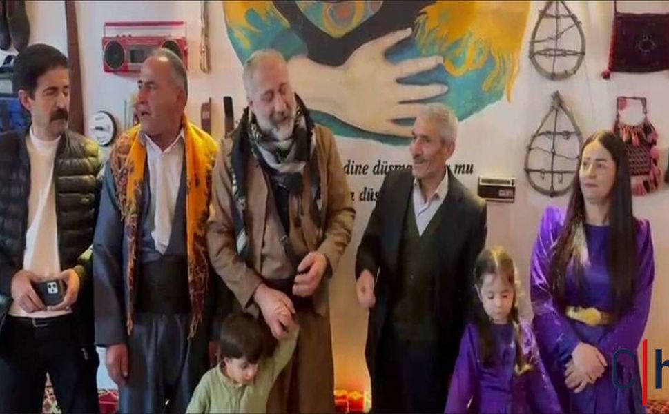 Colemerg'de Dengbêj Gecesi