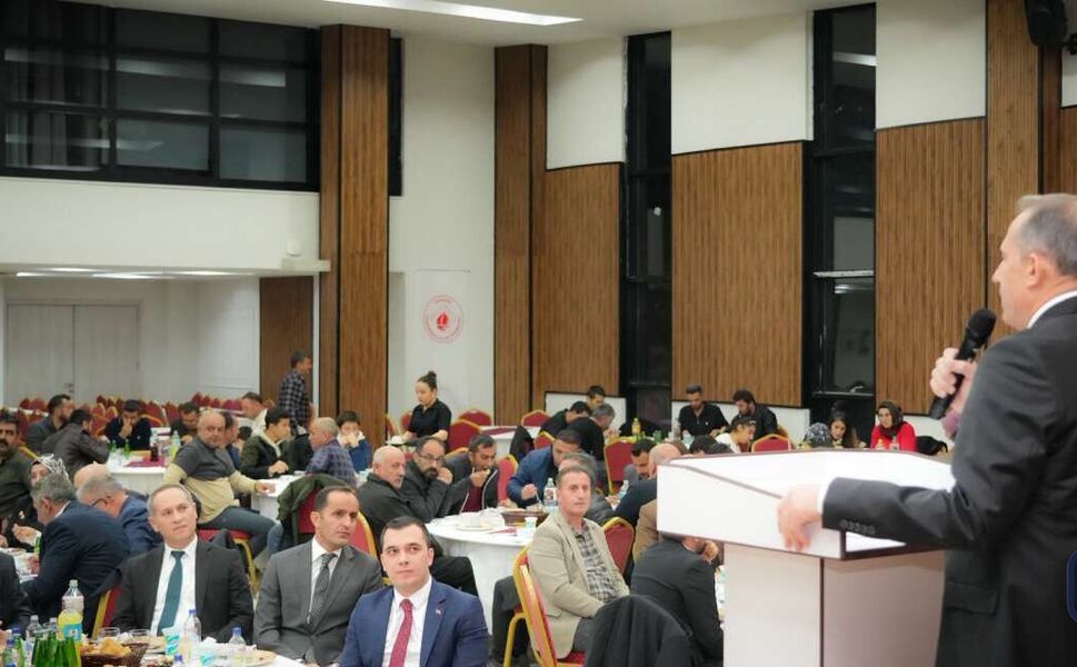 Vali Taşyapan, İl Özel İdaresi Personeliyle İftarda Buluştu