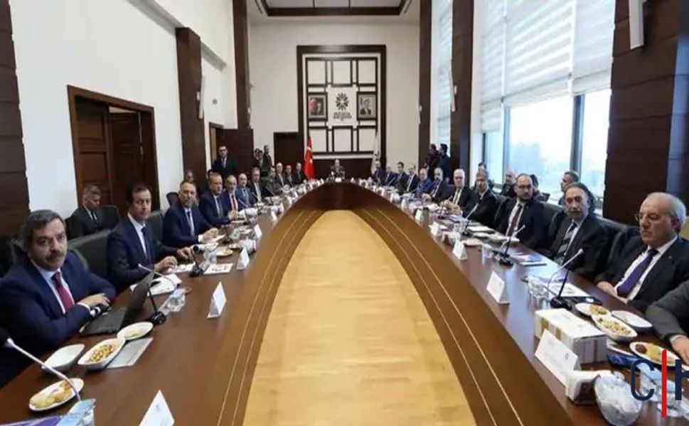 Lisans Eğitimi 3 Yıla mı Düşüyor? YÖK’ten Açıklama