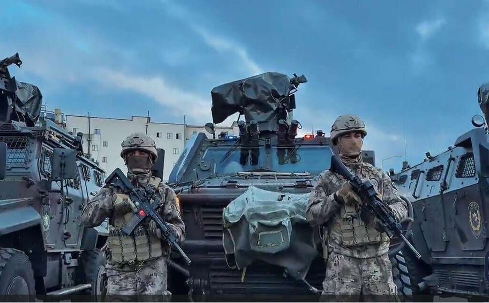 Hakkari Merkezli Dev Operasyon: 18 İlde 52 Gözaltı