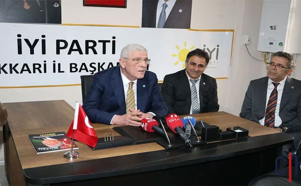 İYİ Parti Genel Başkanı Dervişoğlu Hakkâri’de partililerle buluştu