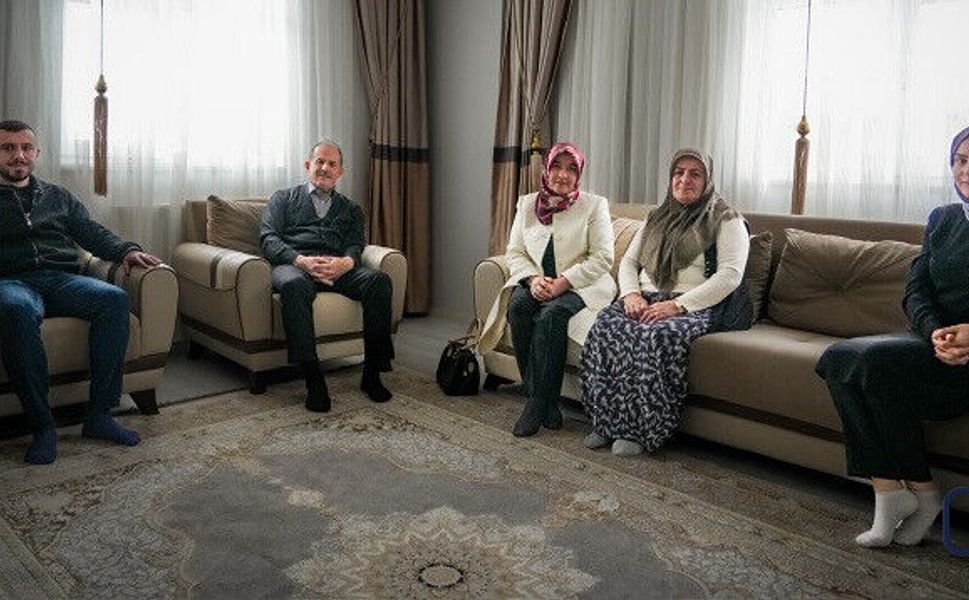 Vali Taşyapan’dan Bayramda Şehit Ailelerine Anlamlı Ziyaret