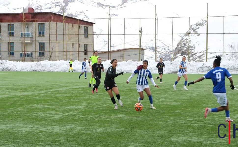 Hakkarigücü, Antalyaspor Karşısında Farklı Galip