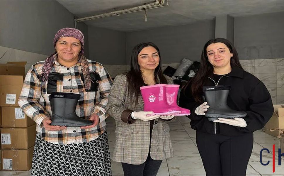 Yüksekova’da Örnek Proje: 750 Çift Ayakkabı Öğrencilere Ulaştı