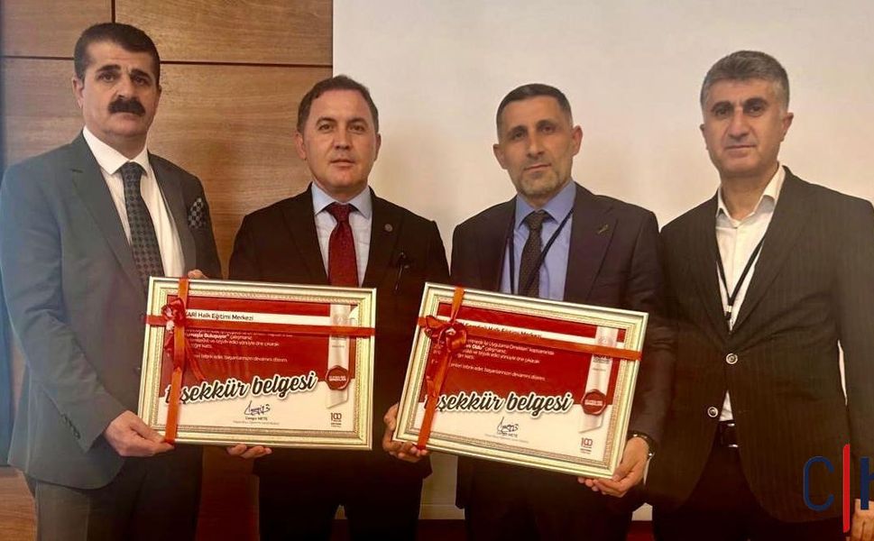 Hakkâri’den Büyük Başarı: İki Halk Eğitimi Merkezi Türkiye İlk 10’unda
