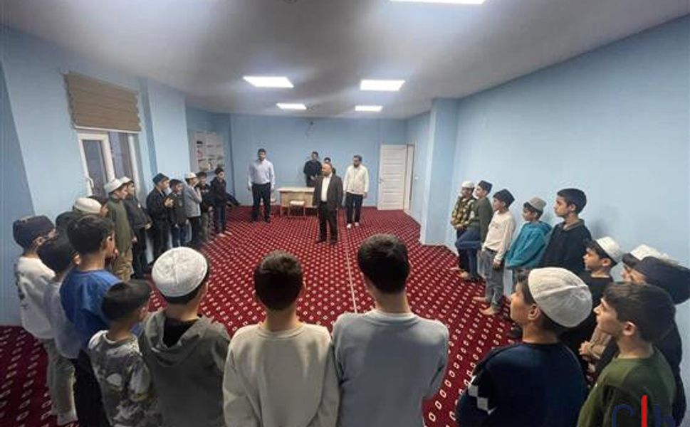 Derecik’te Hafızlık Öğrencilerine Ramazan Buluşması