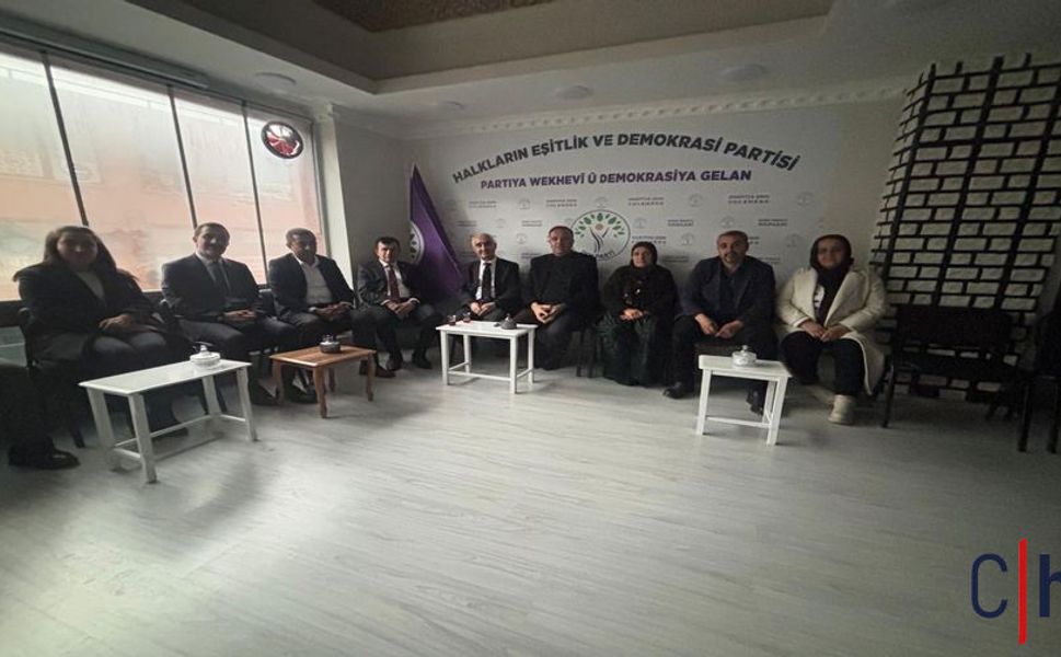 HESOB Heyetinden DEM Parti Hakkari İl Teşkilatı’na İade-i Ziyaret