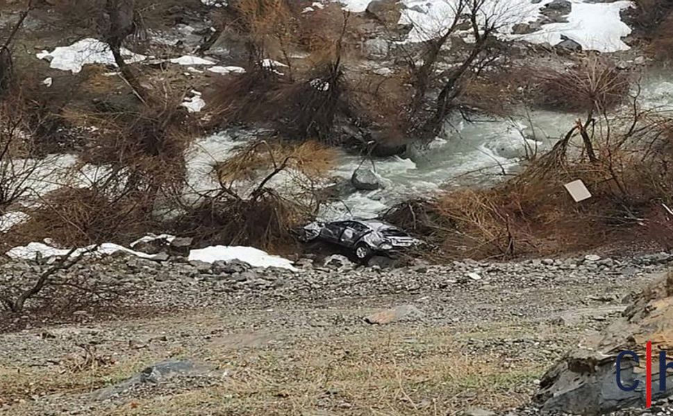 Hakkari'de Genç Sağlık Çalışanı Trafik Kazasında Yaşamını Yitirdi
