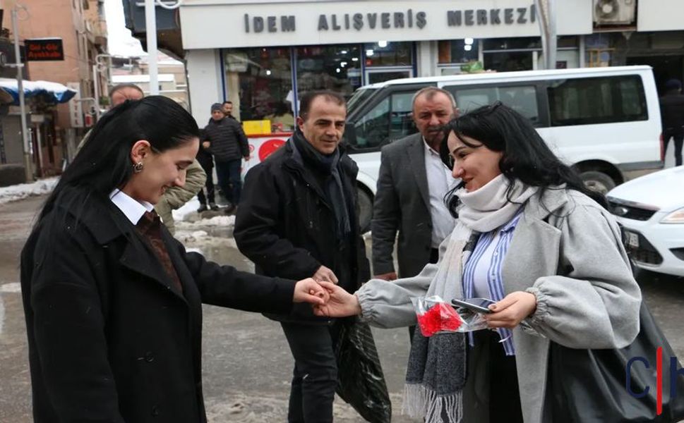 CHP Hakkari Kadın Kolları’ndan 8 Mart Etkinliği