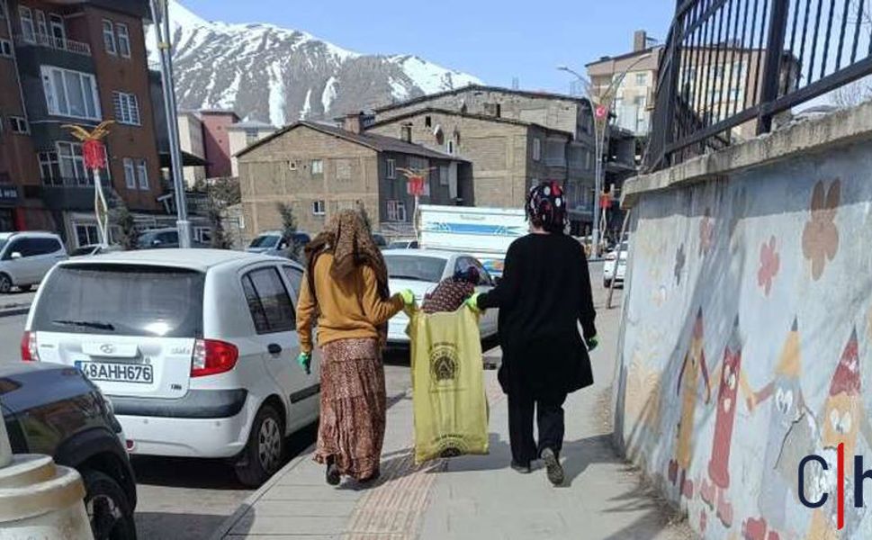 İŞKUR Destekli Çevre Temizliği Çalışmaları Sürüyor