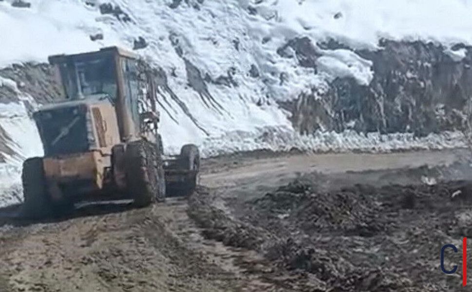 Orçun Cüneyt Zor’dan: Çamura Dönen Ördekli Köy Yoluna Acil Müdahale