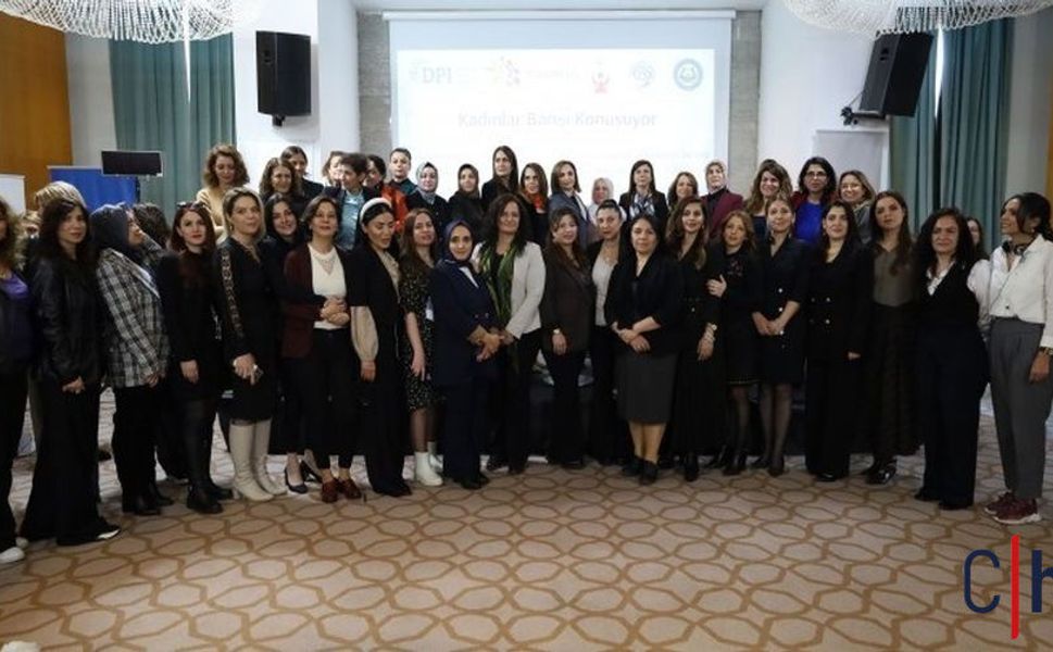 “Kadınlar Barışı Konuşuyor” Panelinde Barışın İnşasında Kadın Vurgusu