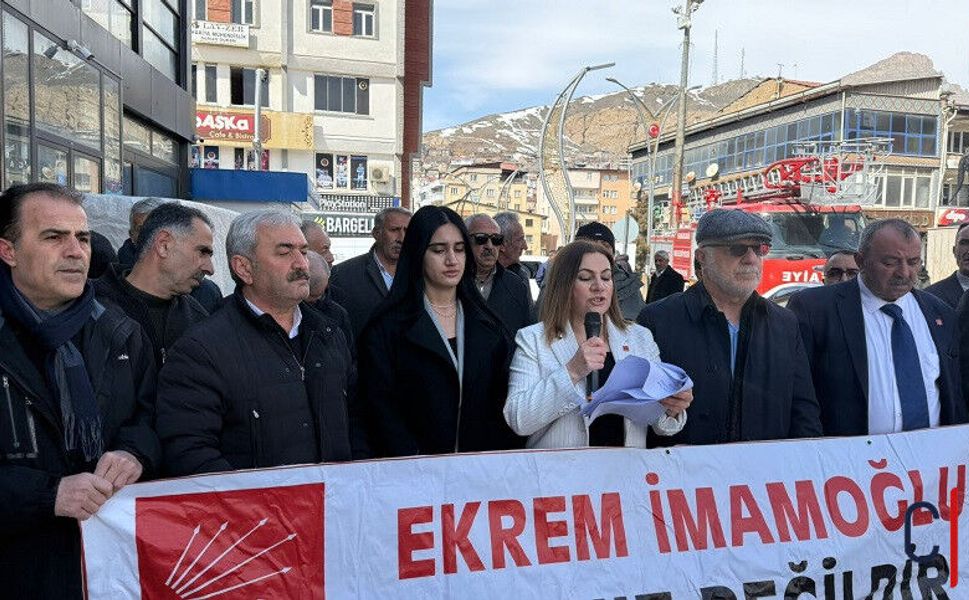 Başkan Çakırbeyli, Ekrem İmamoğlu’nun Mektubunu Hakkari'de Okudu
