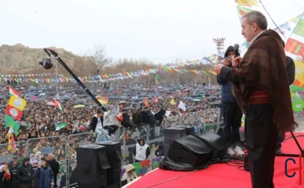 Van Newrozu’nda kutlamalar coşkuyla devam ediyor